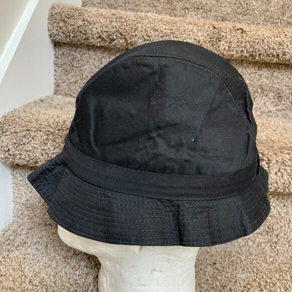 Burberry Men's Black Bucket Hat - Picture 1 of 10